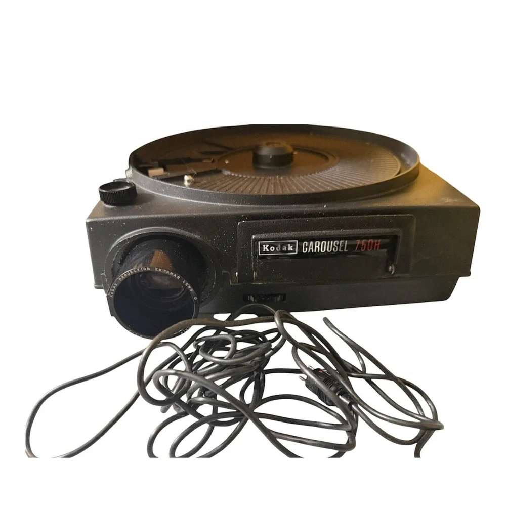 Kodak 750H Carousel Slide Projector w/box-carousel-remote